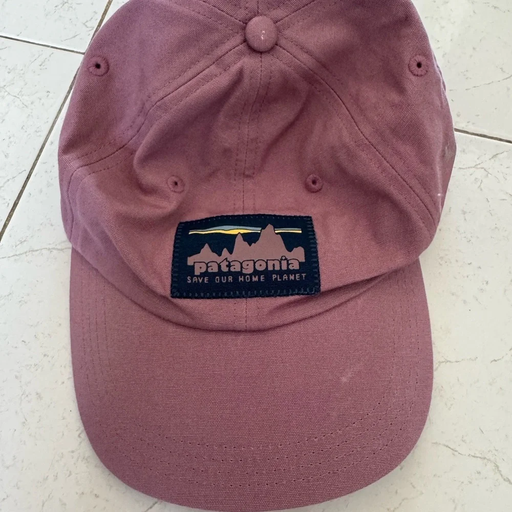 Patagonia Skyline Trad Cap in mauve - Picture 2 of 3